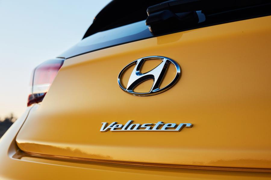 Логотип Hyundai Veloster Turbo Premium 2019 года  (AU) (фото 24 из 41)